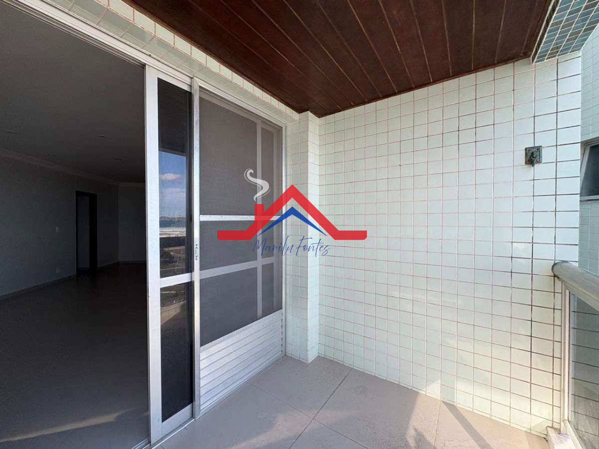 Apartamento em Cabo Frio, Vila Nova, com 3 quartos, 151m² - Marilu Fontes