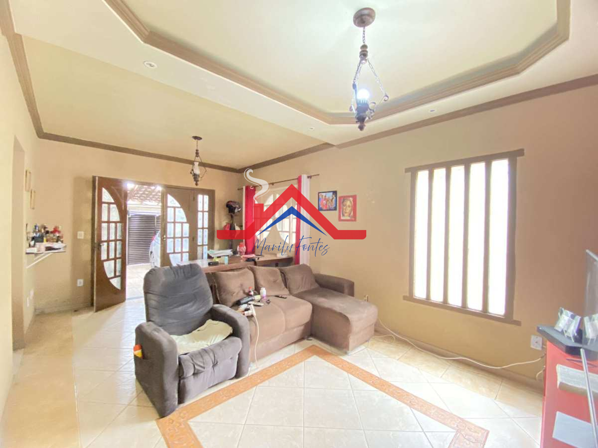 Casa à venda em Cabo Frio, Jardim Caiçara, com 3 quartos, 150m² - Marilu Fontes