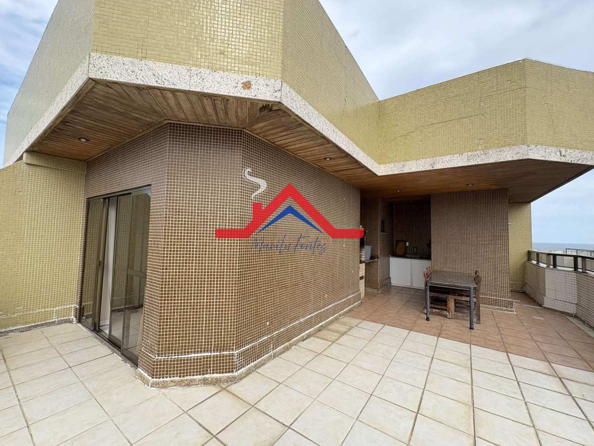 Cobertura à venda em Cabo Frio, Algodoal, com 4 quartos, 195m² - Marilu Fontes